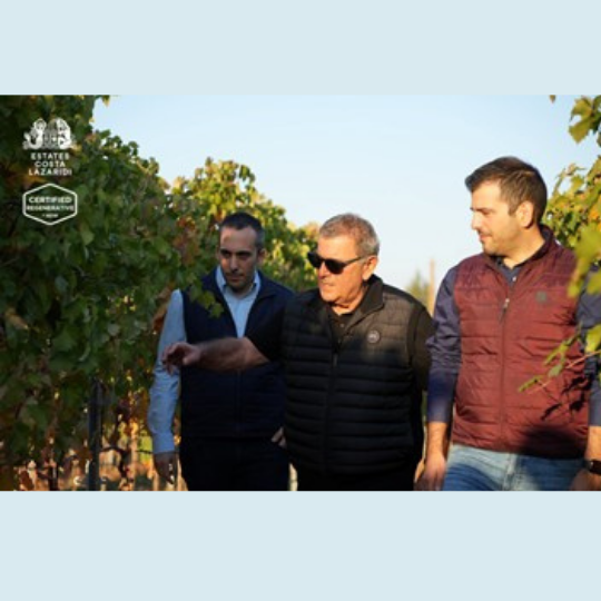 Μεγάλη διάκριση για τα Estates Costa Lazaridi. Γίνεται το πρώτο και μοναδικό οινοποιείο με Πιστοποίηση Αναγεννητικής Αμπελουργείας.